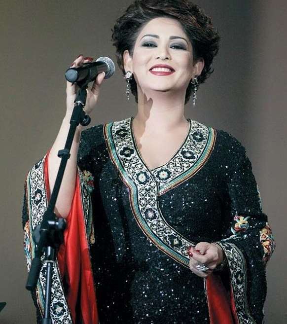 صور اجمل فساتين نوال الكويتية | فساتين الفنانات العربيات آخر موضة