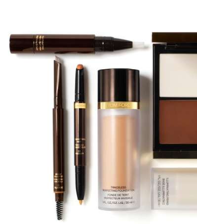مجموعة FLAWLESS COMPLEXION لبشرة خالية من العيوب