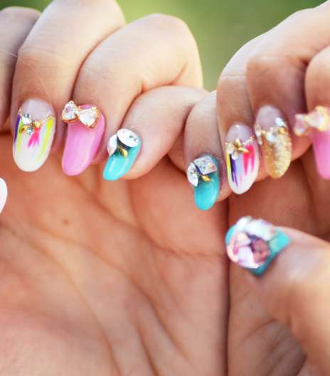 أظافرك بالطلاء الثلاثي الابعاد