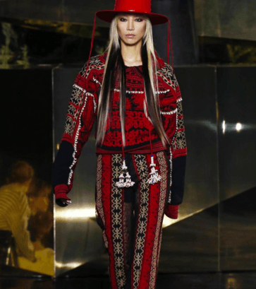 الاطلالة المنسقة بالاقمشة المطبعة بالنقشة ذاتها من H&M لشتاء 2017