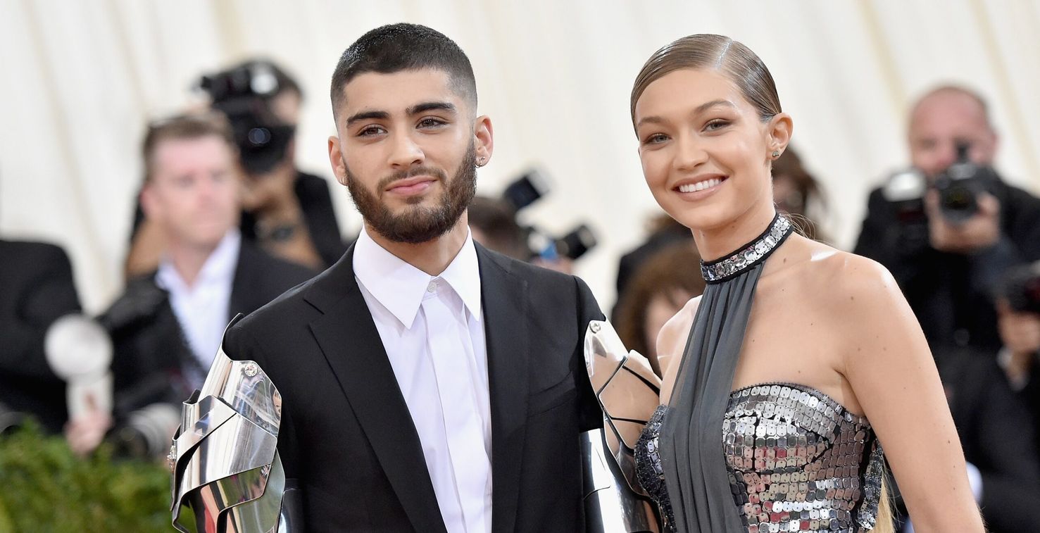 كاميرات الصحافة رصدت جيجي حديد وزين مالك في موقف رومنسي والصور تنذر بعودتهما!