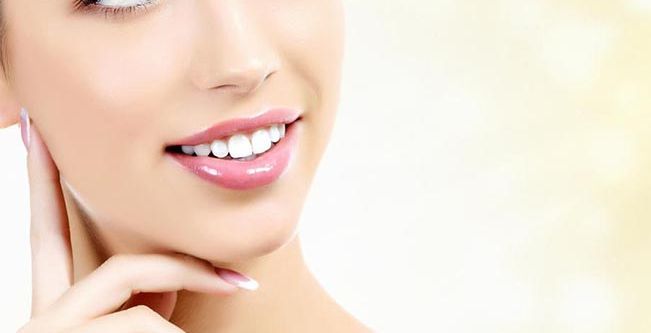 نصائح عناية بالبشرة غريبة على ياسمينة