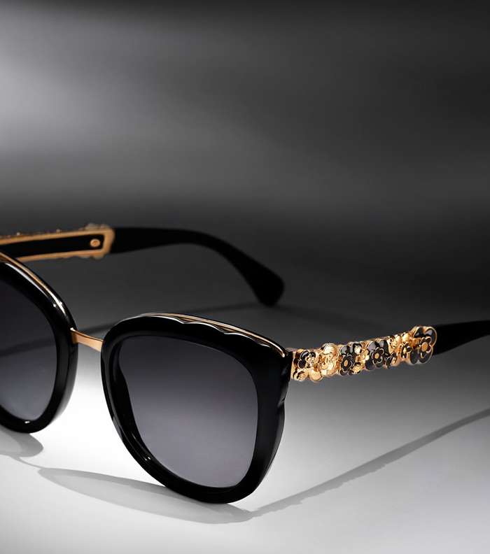 تالقي بنظارات CHANEL الجديدة من مجموعة CHANEL Bijou