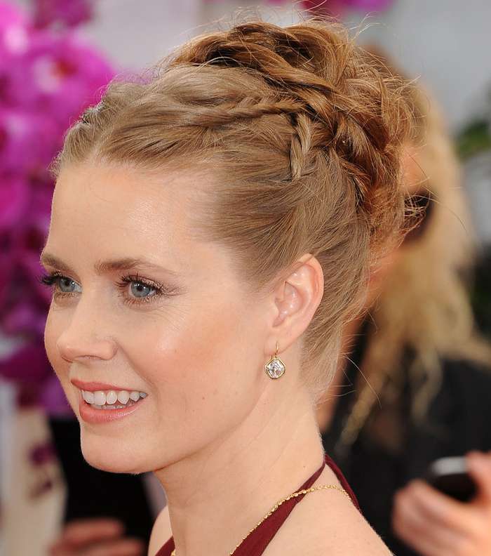أجمل إطلالاتها في حفل Golden Globes هذا العام 