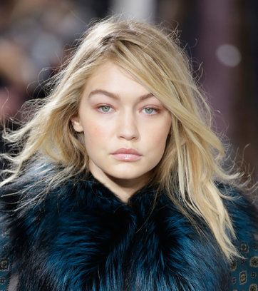 صيحة الـ No-makeup مع Michael Kors
