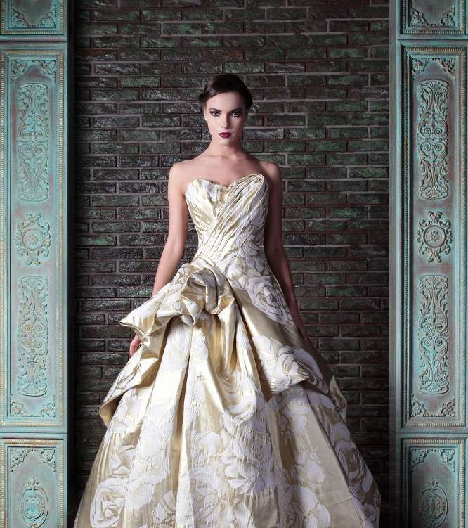 القصات غير مبتكرة في تنانير فساتين الزفاف 2014