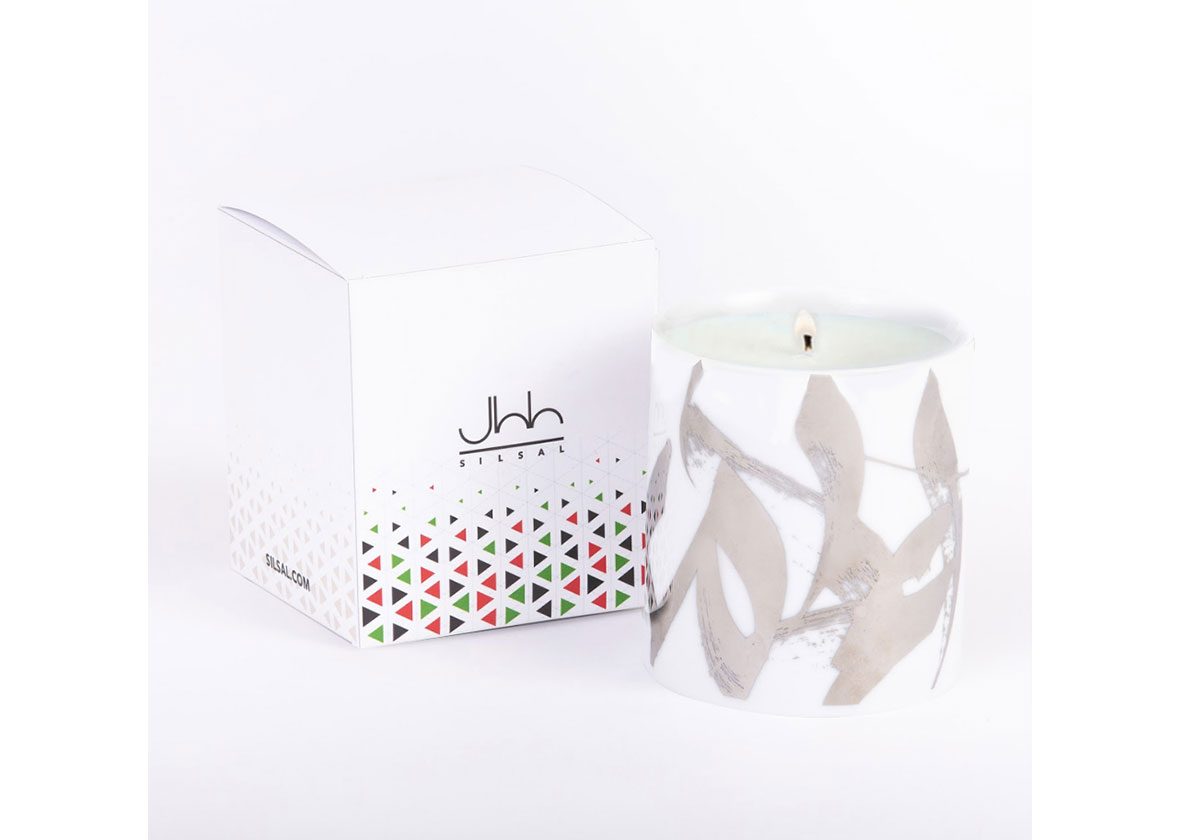 الشموع حاضرة في المجموعة