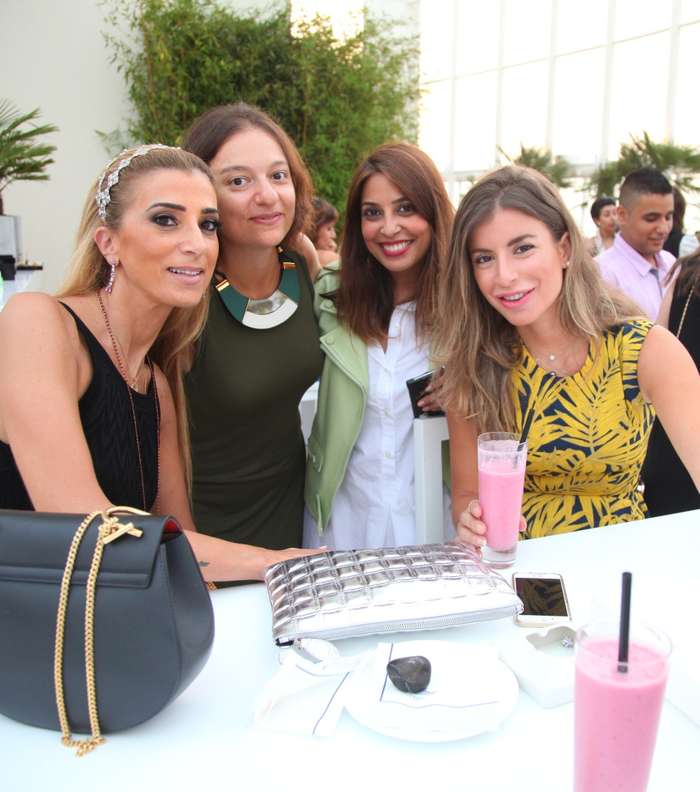 الحضور أعرب عن إعجابه الكبير بالمناسبة التجميلية اللافتة