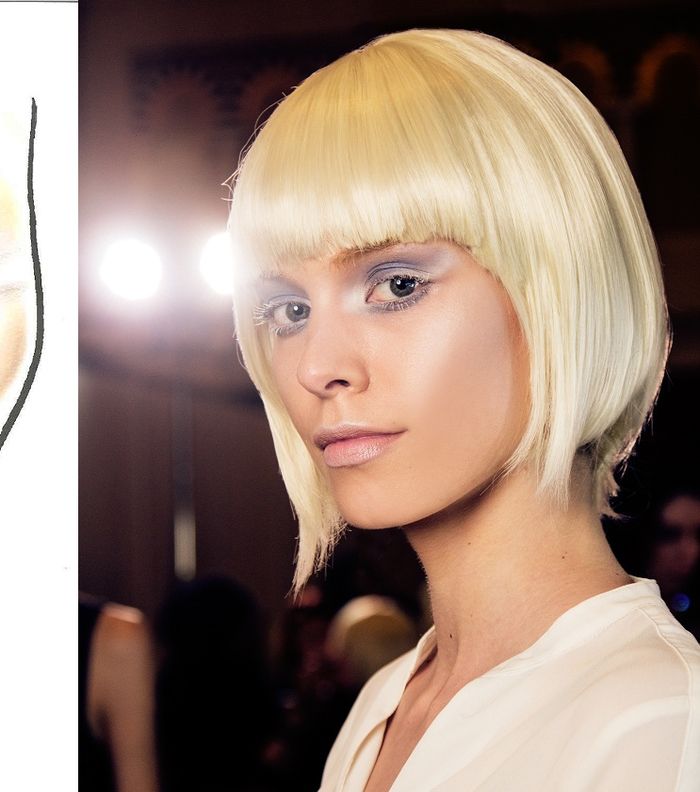 البشرة ظهرت لامعة ومرّطبة في عرض Asudari