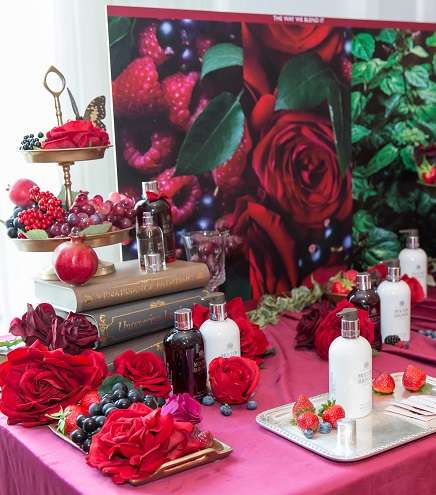 مجموعة Rosa Absolute من مولتون براون