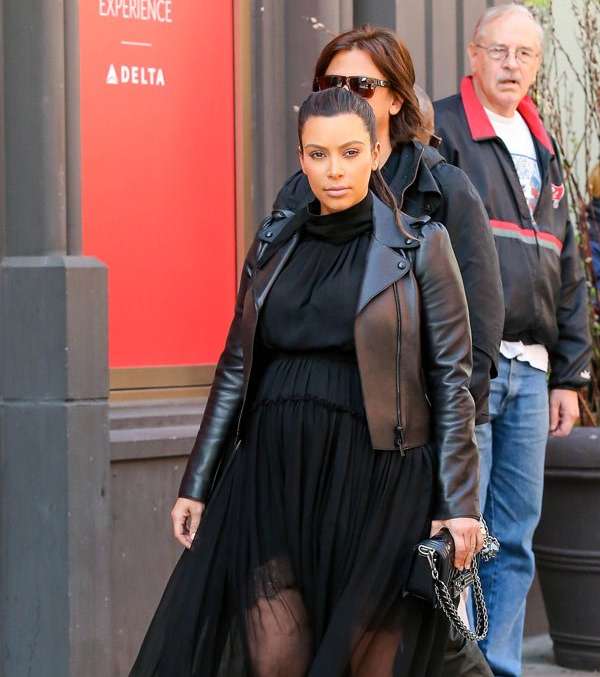 أسوأ الملابس التي ارتدتها كيم كارداشيان