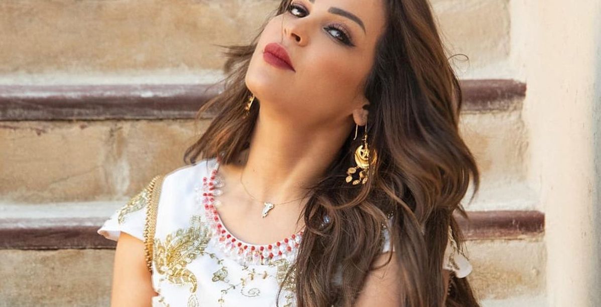 الحكم على منى السابر والدة حلا الترك بالسجن بعد اتهام الاخيرة لها بسرقة اموالها