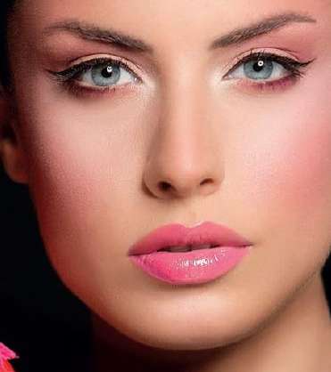 صور مكياج ناعم لبناني