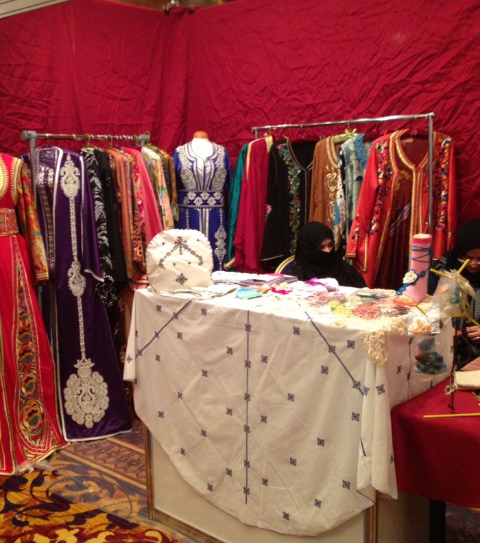 أروع التّصاميم للعبايات والجلاّبيات النسائية ذات صناعة يدويّة سعوديّة