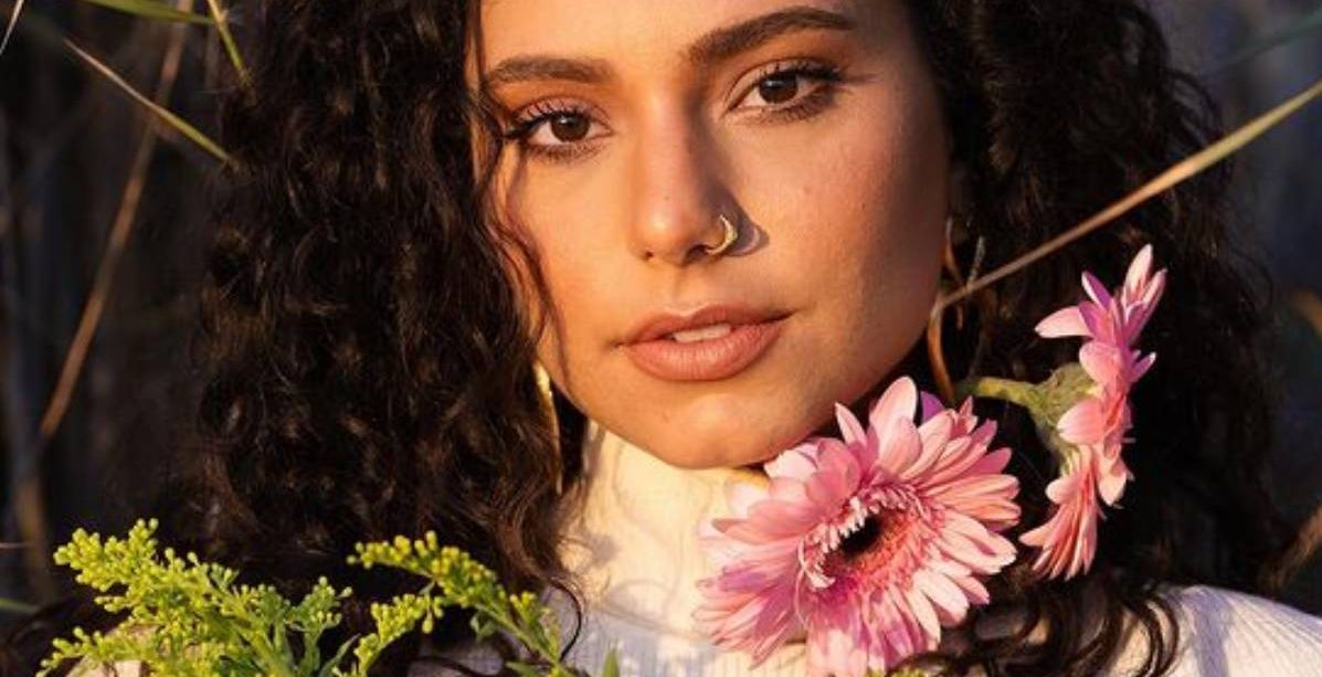 بعد أغنيتها الجديدة، حوار مختلف مع هيفاء بسيسو 