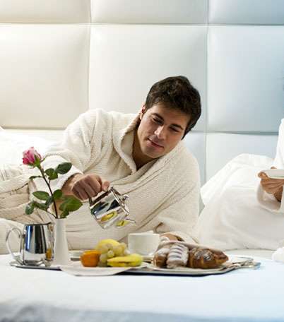 بالصور، أطعمة غير متوقّعة تعزز الحياة الحميمة بين الشريكين