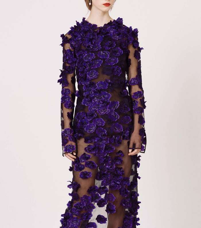 فستان مطرز بالورود من Jason wu من مجموعة Pre Fall 2016