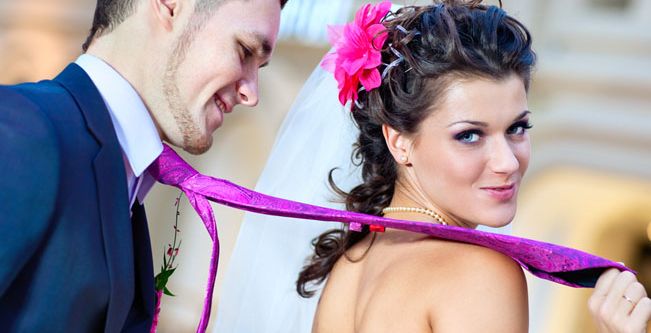 عبارات تتوقعين سماعها منه خلال شهر العسل