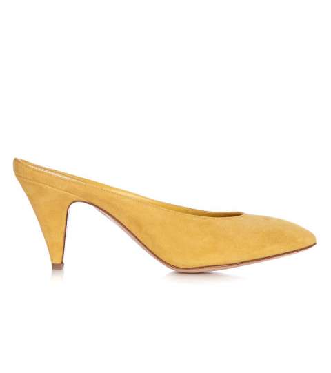 حذاء المول من Mansur Gavriel بكعب الـ Kitten Heels
