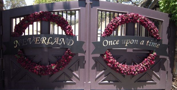 Gate