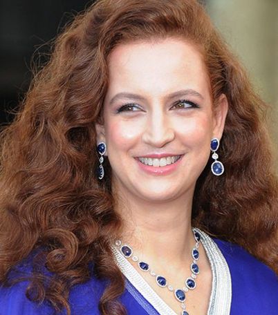 إطلالات شعر وماكياج الأميرة للا سلمى