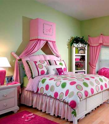 الأخضر والفوشيل لأنوثتك