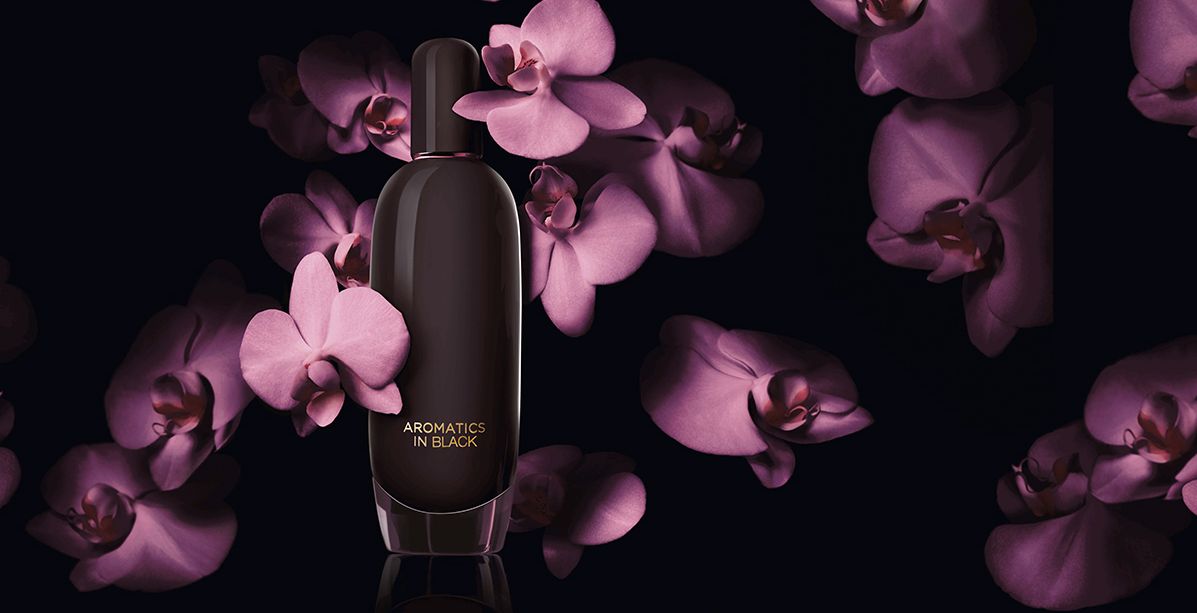 تعرفي على عطر Clinique Aromatics in Black