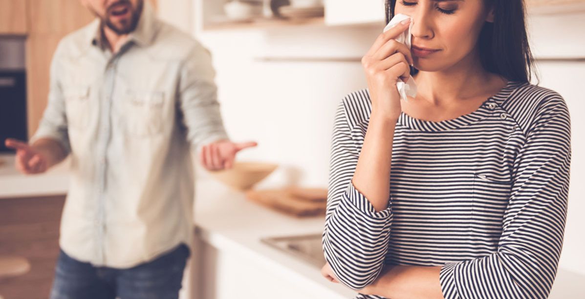 عبارات قد تكلّفك الطلاق