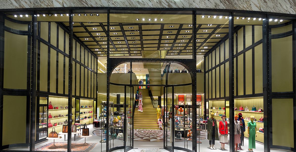 متجر غوتشي الجديد في دبي مول