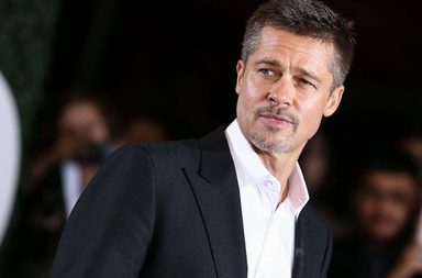 براد بيت نسي أنجيلينا جولي بالكامل ويواعد امرأة مطلقة تفوقها جمالاً وسحراً!