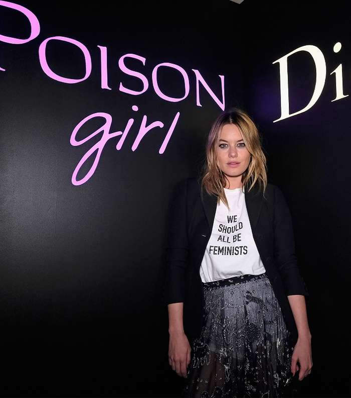 سفيرة العطر عارضة الأزياء الأميركيّة Camille Rowe