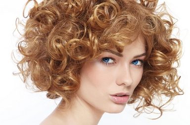 طريقة لف الشعر القصير بالبنس