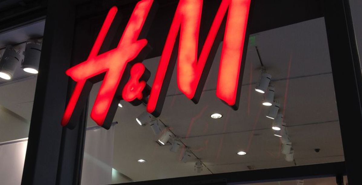 حمالة صدر من H&M لمن انتصرت في مرض سرطان الثدي