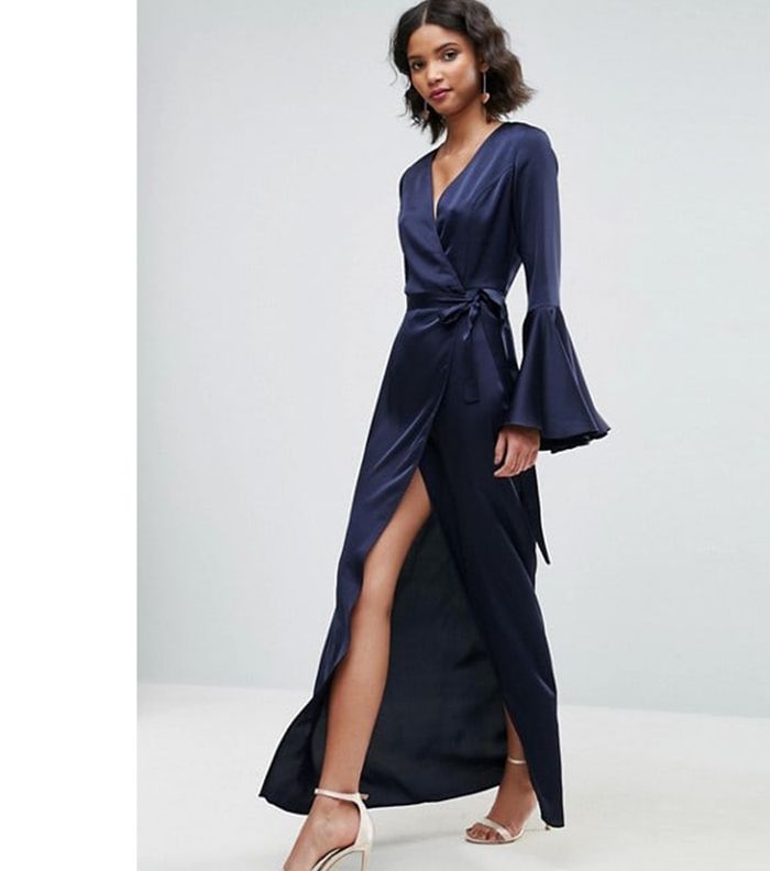 فستان كحلي طويل