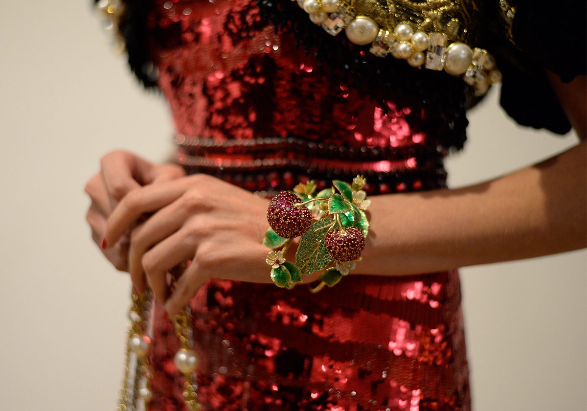 اكسسوارات من مجموعة دولتشي اند غابانا alta moda