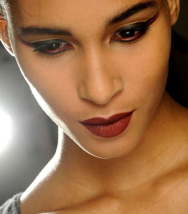 إعتمدي مكياج عروض الأزياء العالمية