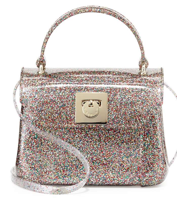 تالقي في العيد بحقيبة Furla المميزة