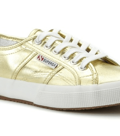 من أبرز صيحات الموضة لصيف 2014،أحذية Superga