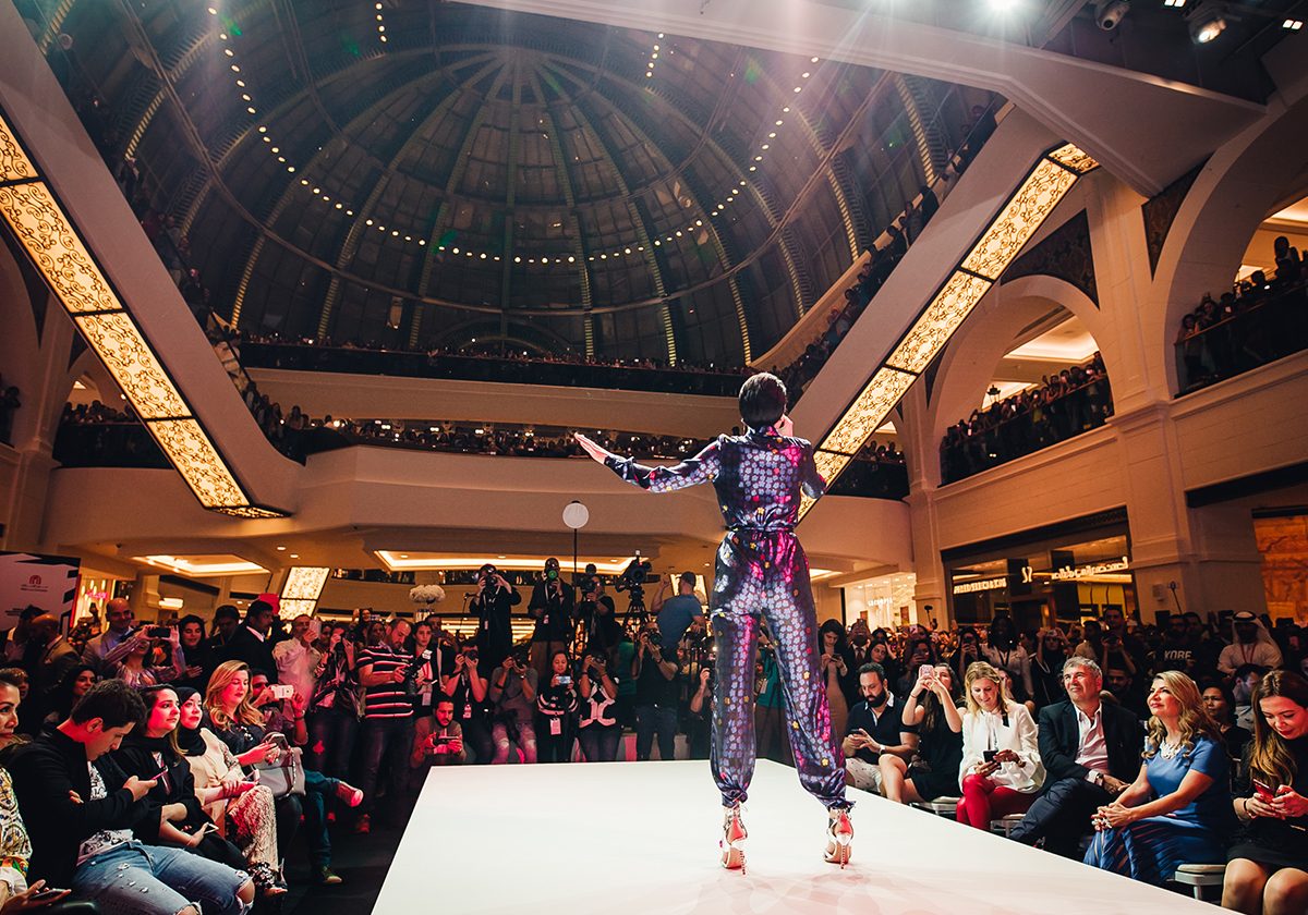 النجمة العالمية جيسي جيه