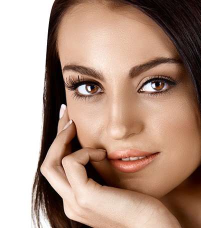 ماكياج البشرة السمراء ناعم وخفيف