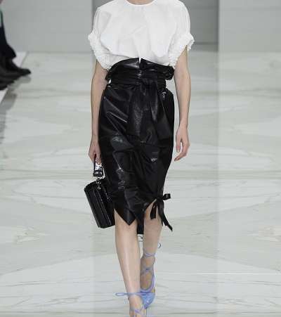 إستوحي إطلالاتك من أجمل تصاميم دار Salvatore Ferragamo