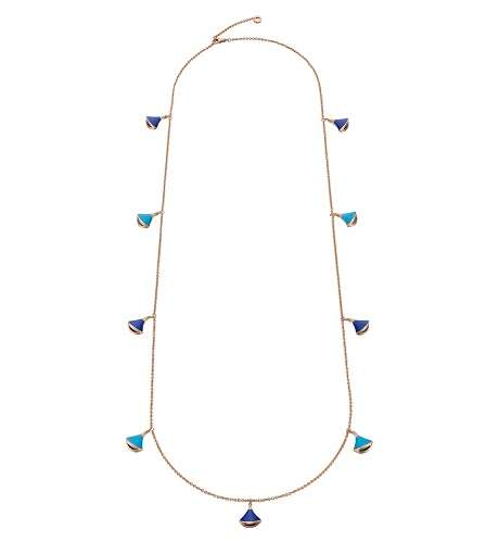 احصلي على اطلالة حيوية وناعمة من تصميم علامة بولغري