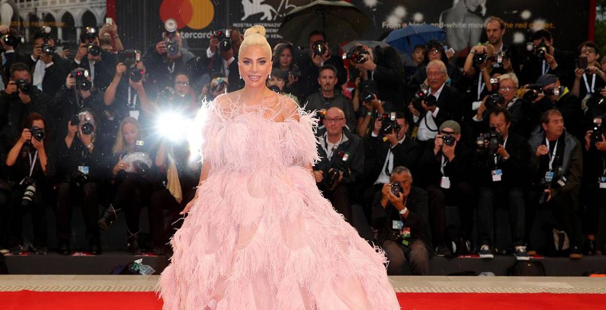 ابرز فساتين النجمات في مهرجان البندقية السينمائي