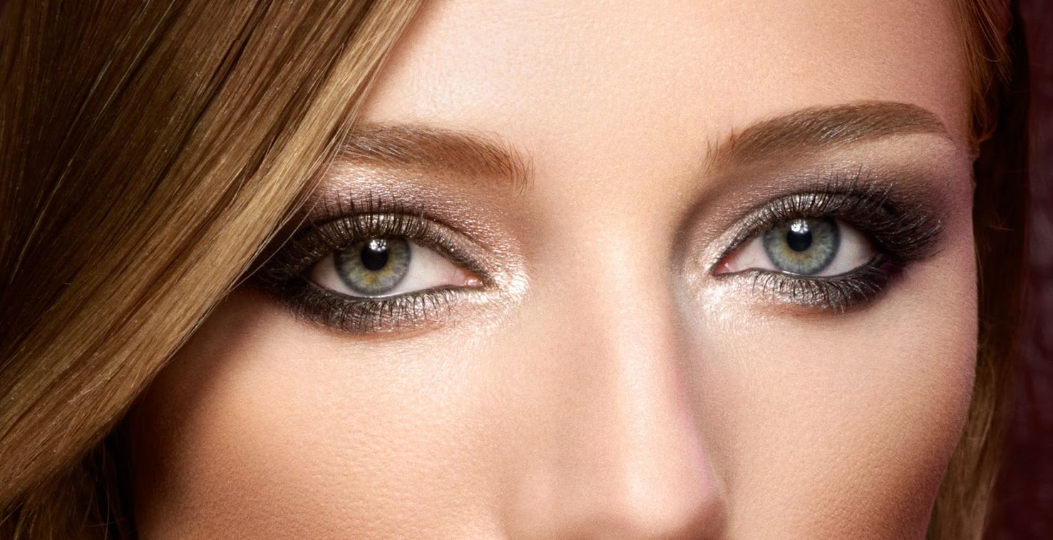 3 حيل لوضع الآيلاينر على العيون اللوزيّة