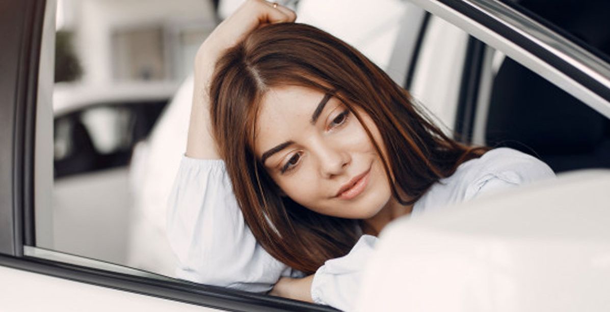أغراض ضرورية للمرأة في سيارتها