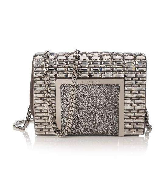 حقيبة أنيقة من توقيع Jimmy Choo