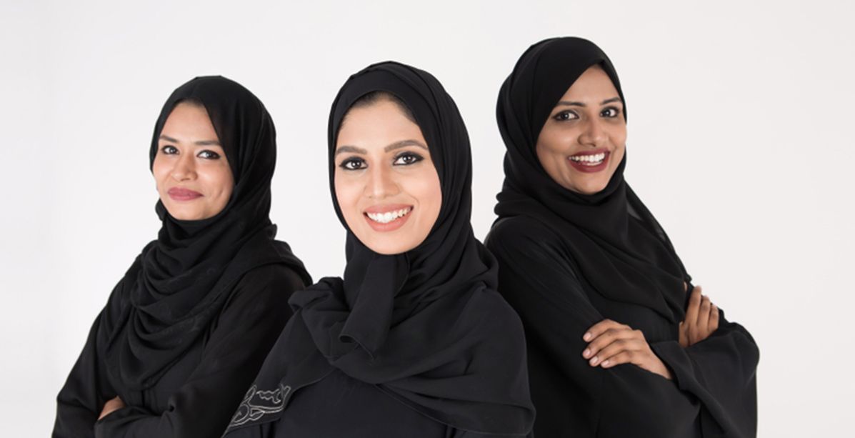 المرأة السعودية إلى الغناء بعد عقود طويلة من تحريم "صوتها"