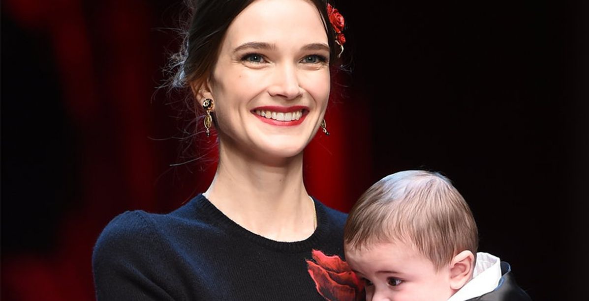 ازياء دولتشي اند غابانا لاطلالة متناسقة مع الاولاد