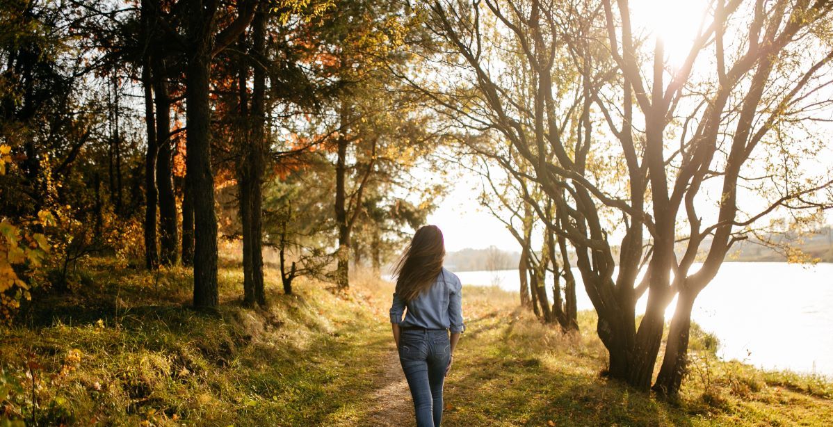 هل رياضة المشي مضرة لمرضى التهاب رابطة اللفافة الاخمصية