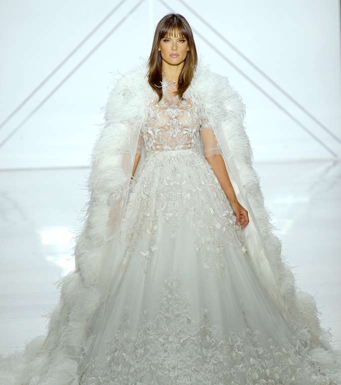 أليساندرا أمبريسيو: عروس Ralph & Russo